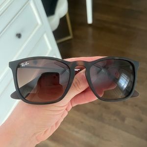 Ray Ban Chris Sunglasses
